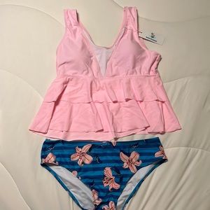 Floral, flirty and fun 2 piece size L